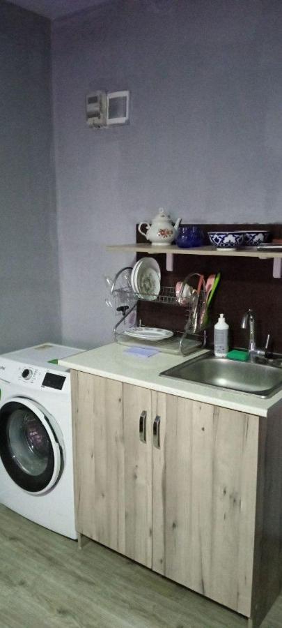 A Cozy Bedsit! Apartment Tashkent Exterior photo